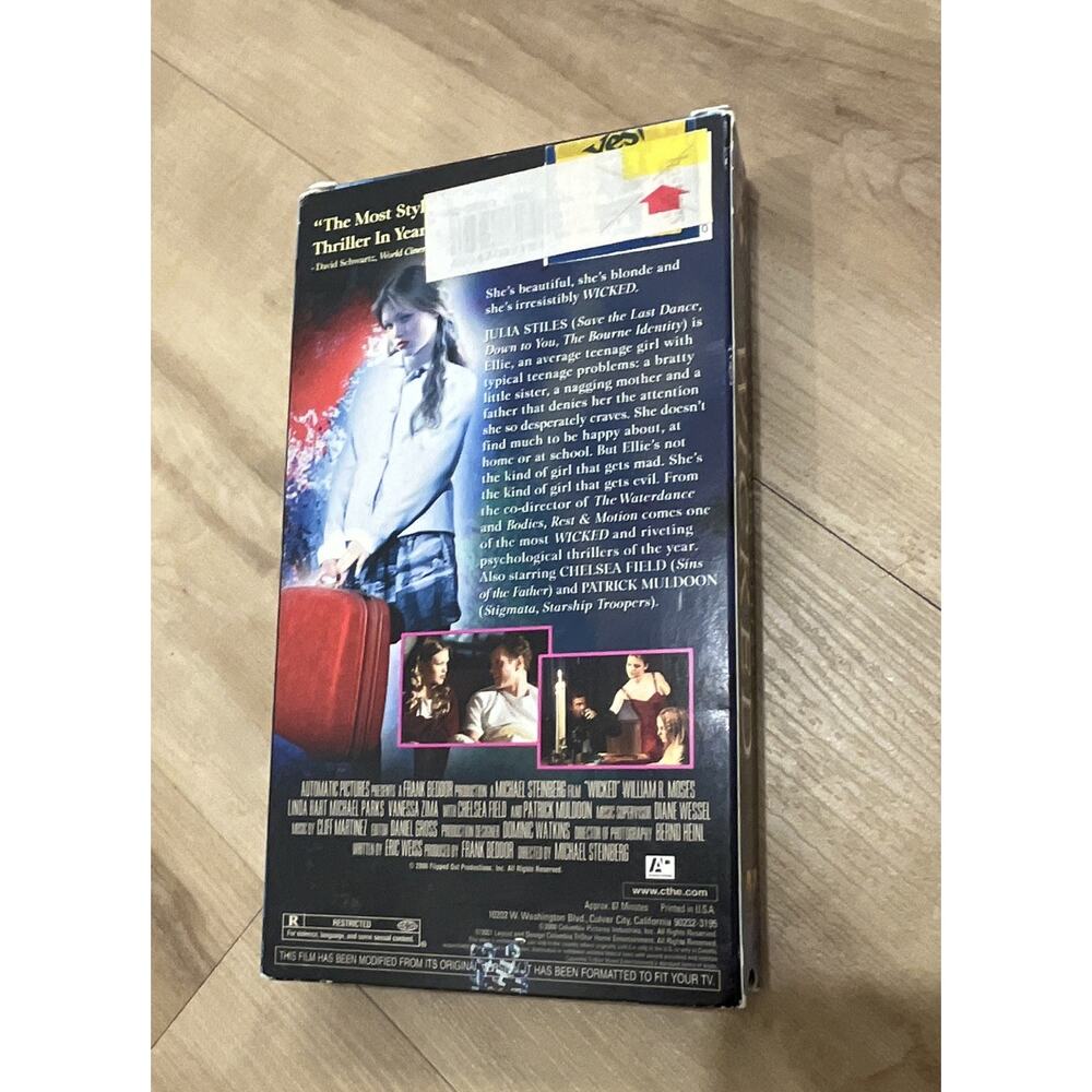 Wicked VHS - Picture 2 of 4